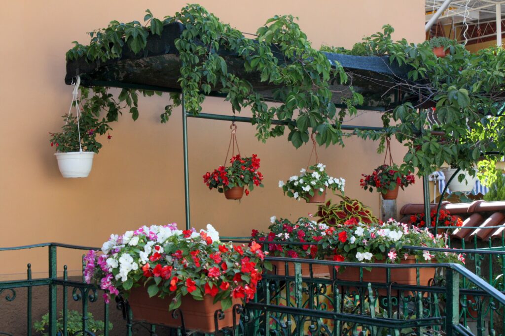 31 Balcony Railing Planter Ideas